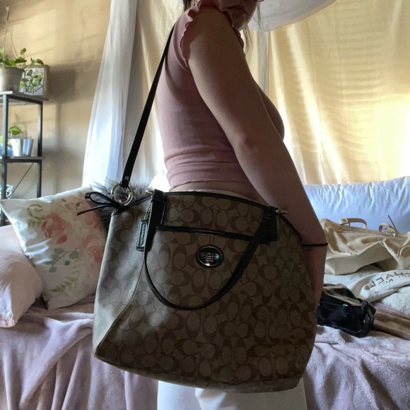 Coach Purse - Picture 7 of 7